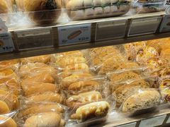 -小飞象面包公社(珠江路金鹰店)