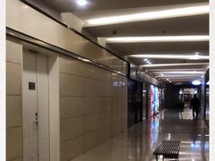 -Apple零售店(华贸购物中心店)