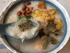 金牌荔湾艇仔粥-华辉拉肠(宝华店)