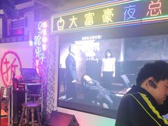 -马路牙子烧烤音乐酒馆(望京店)