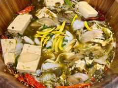 木桶酸菜鱼-中8楼风尚云南菜(颐堤港店)