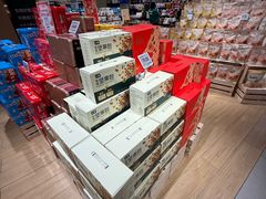 -七鲜超市(瑞虹天地太阳宫店)