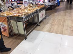 -永旺黄岛购物中心