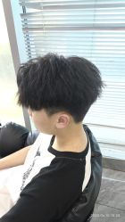 -藤野造型烫染·漂发