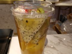 满杯鲜果茶-美俪家族(江南摩尔店)