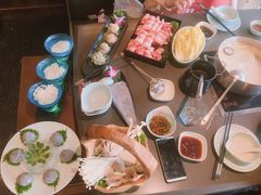 -捞王锅物料理(上海世茂广场店)