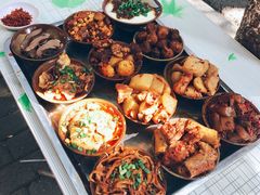 -董哥山城碗碗香(美专校街店)