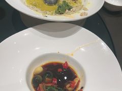 -新天明砂锅鱼头煲