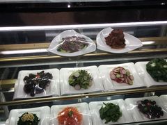 自助取餐区-春发生饭店·非遗(南院门店)