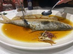 鸡油花雕蒸鲥鱼-和记小菜(东方店)