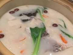 秀水八宝鱼头汤-羡餐厅·杭帮菜·淳菜(千岛湖自由洲际殿店)