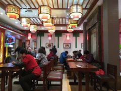 大堂-石头门坎