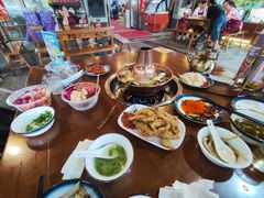 -岳记兴隆·青城腊排铜火锅(融创店)