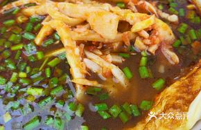 Sour Spicy Bamboo Shoot Noodles