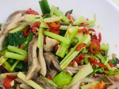 -红色湘菜馆(春风店)
