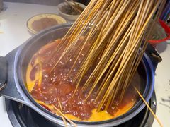 -钢管厂五区小郡肝串串香(蜀都万达店)