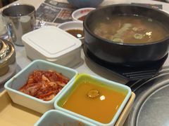 -韩香福烤肉庄园(荣成店)