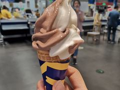 双色冰淇淋-宜家·瑞典风味餐厅(天津东丽商场店)