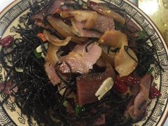 -乡土特色.冷锅鱼.牦牛肉汤锅