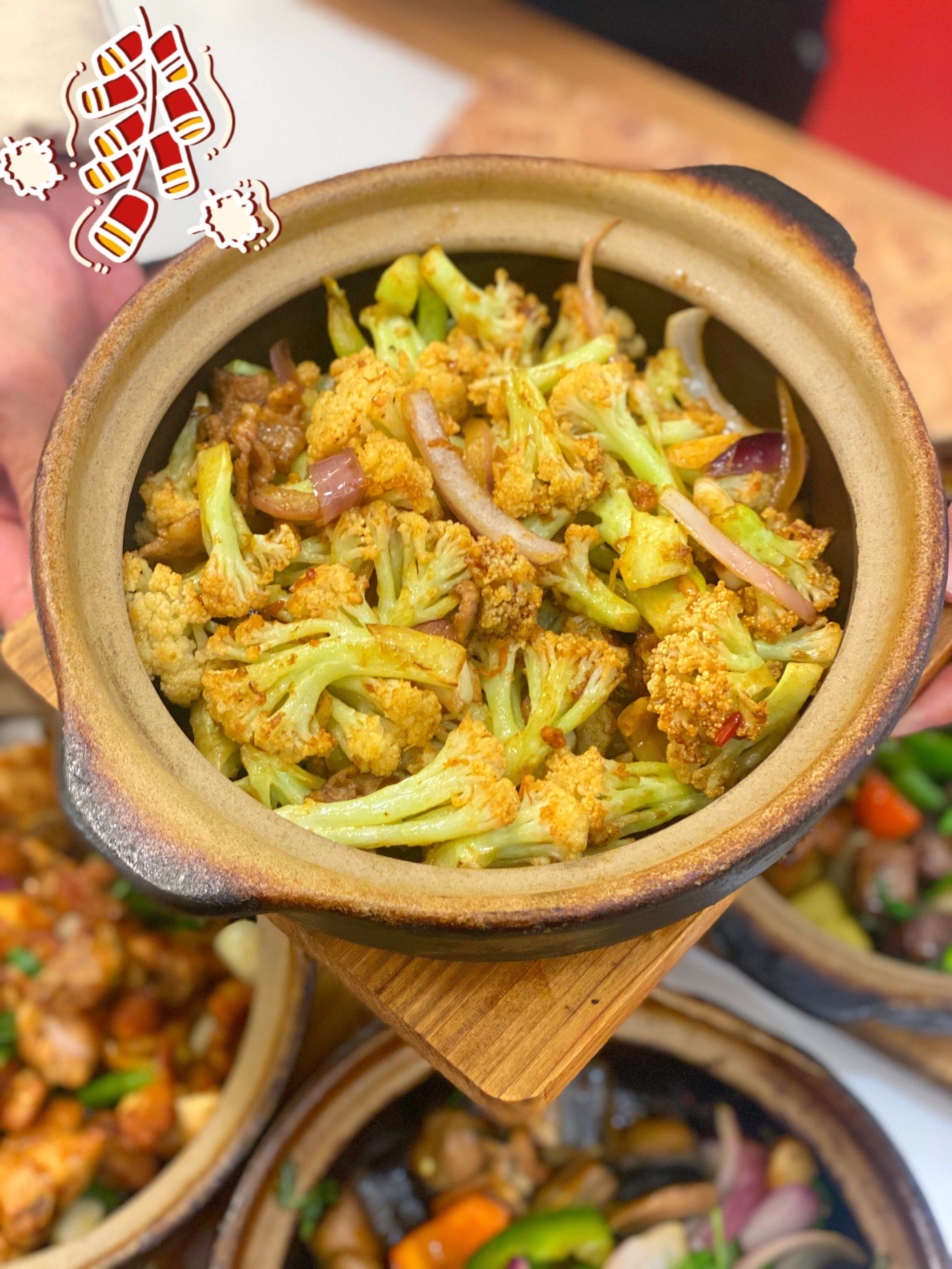 充满人间烟火味的香喷喷饭店!好好彩啫啫煲