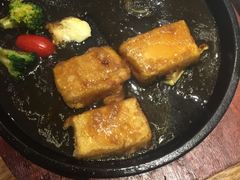 -峨嵋小镇·川菜(勒泰中心店)