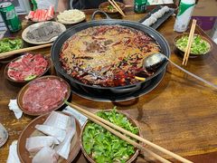 -黄潇洒老火锅(九眼桥宏济巷店)