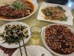 -鹤乡东北菜(崮山路店)