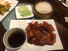 北京片皮鸭-广州中心皇冠假日酒店·百粤楼