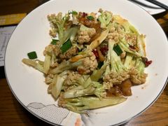 -爱碗亭·鲜炒湖南菜(壹城中心店)