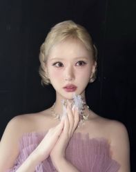 -明天见·化妆造型工作室