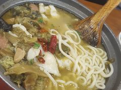 -周鱼小馆石锅酸菜鱼(活力汇店)