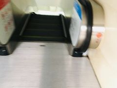 -黄浦路(地铁站)