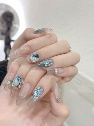 -LISSOM莉森 Nail ·美甲美睫原创定制店