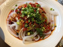 -兔行天下-鸿鹤鲜锅兔(中海国际店)