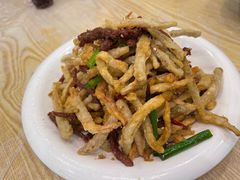 -江城燕子大排档(江汉路步行街店)