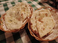 蒜泥烤饼-Santoor 萨都里印度餐厅(北锣鼓巷店)
