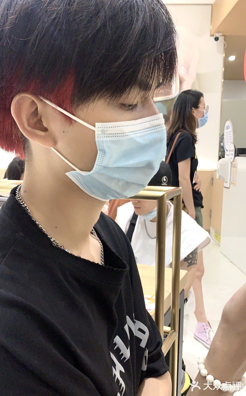 江南村燕燕美发店的男托尼yyds啊！！！！