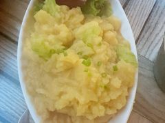 -LENBACH兰巴赫西餐啤酒坊(大连东港店)