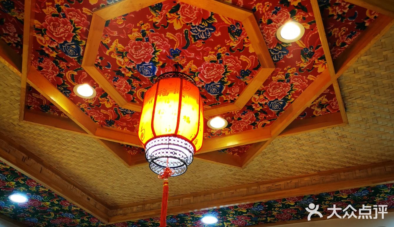 东北最出名的菜品 铁锅炖大鹅