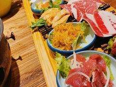 -明洞阿姨·韩式酱蟹烤肉·创意料理(三元桥店)