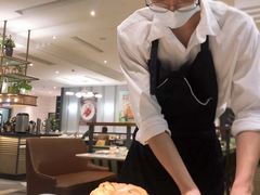 -港丽餐厅(高德置地店)