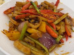 -粤盛海鲜平价店(洛溪食街店)