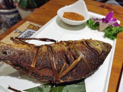 香草烤鲫鱼-滇越乘象云南餐厅(次渠店)