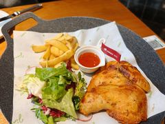 -JINNS锦时 steak&pizza(浸信会礼拜堂旧址店)