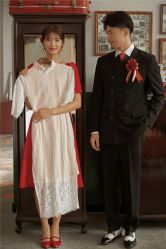 -易摄影婚纱摄影工作室