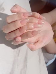 -丽心自助美甲美睫