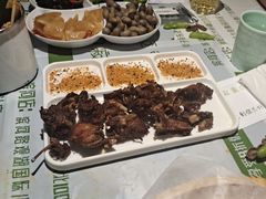 -寂寞的豆芽 烧烤酒场(丽景店)