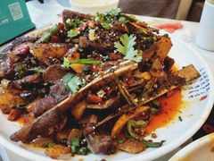 -巴人汇三篇小龙虾江湖菜(李家沱店)