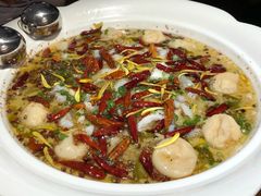-江渔儿酸菜鱼专门店(明珠广场店)