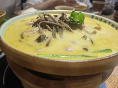 -吃饭皇帝大土家民族菜(正大广场店)